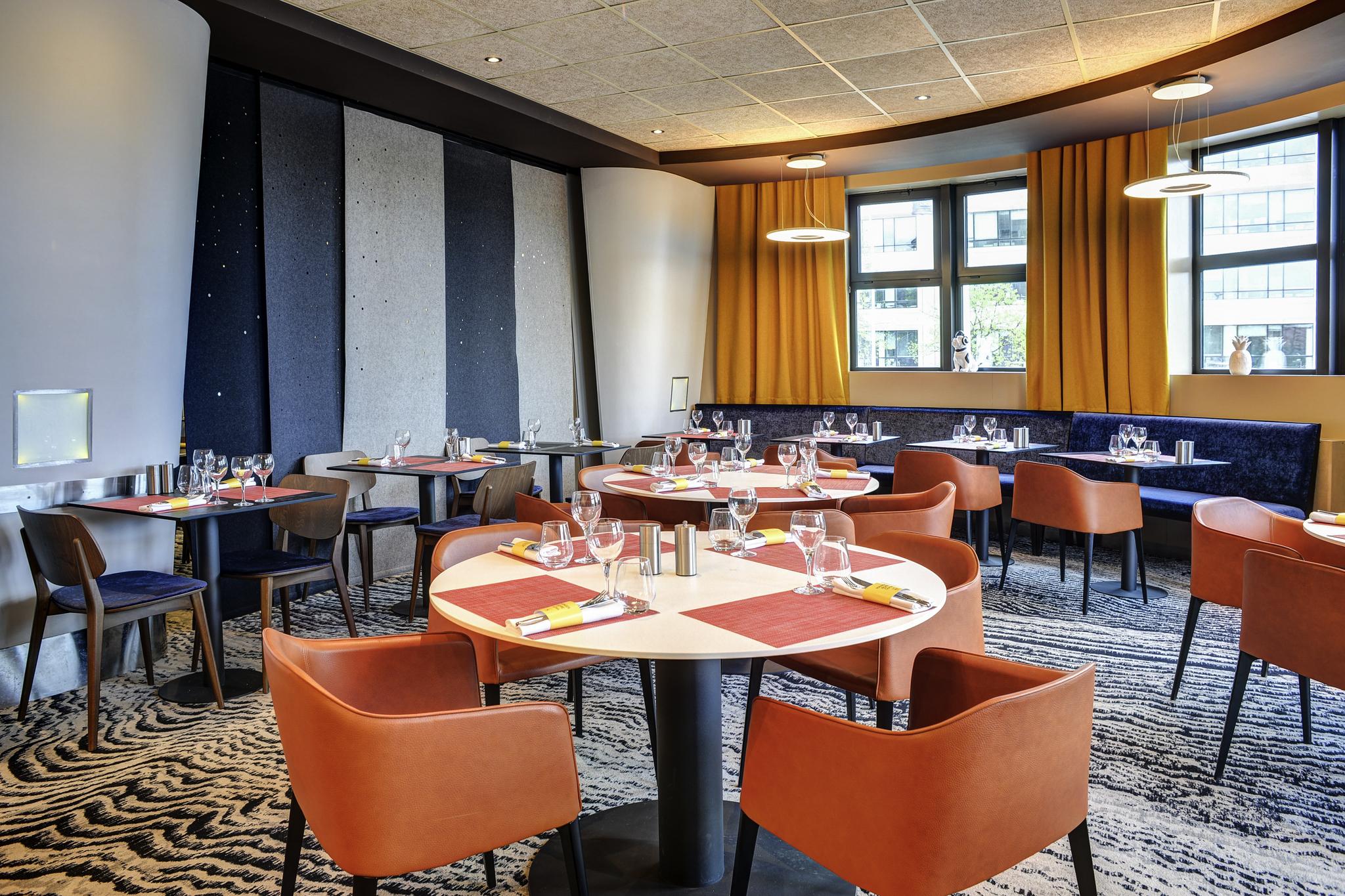 Novotel Paris 14 Porte D'Orleans Restoran fotoğraf